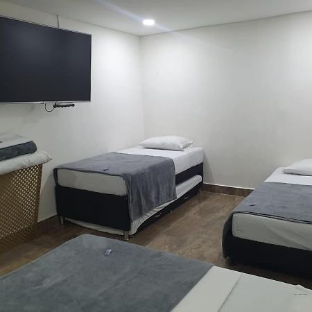 מדיין Hotel Prestige מראה חיצוני תמונה